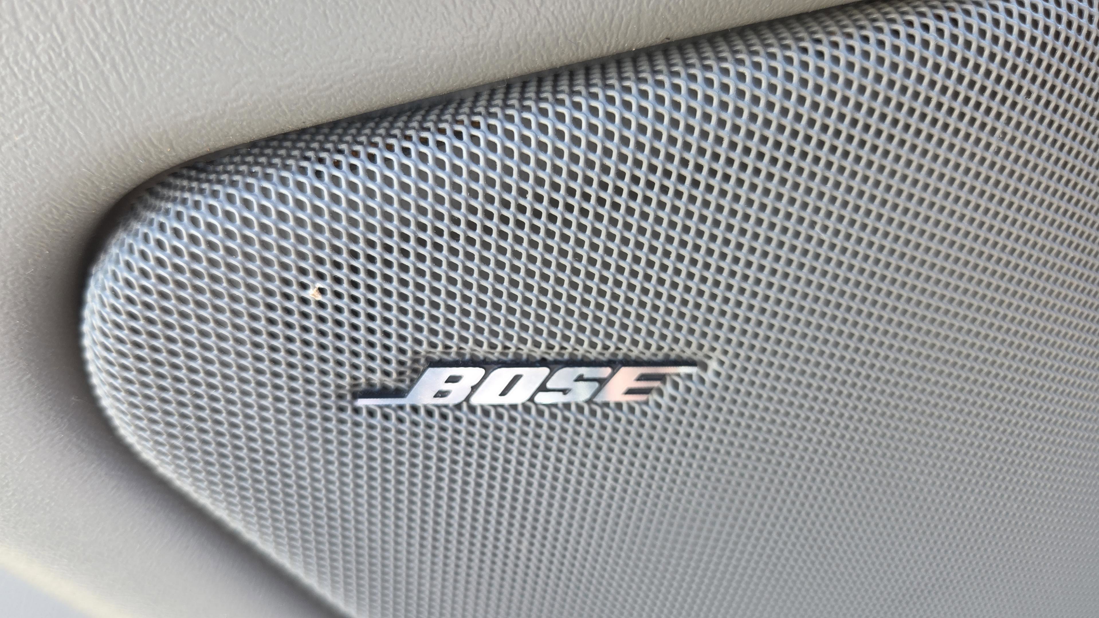 Used 2003 Chevrolet Tahoe LT RWD image 26