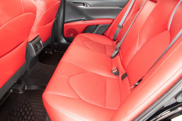 Used 2019 Toyota Camry XSE FWD image 16