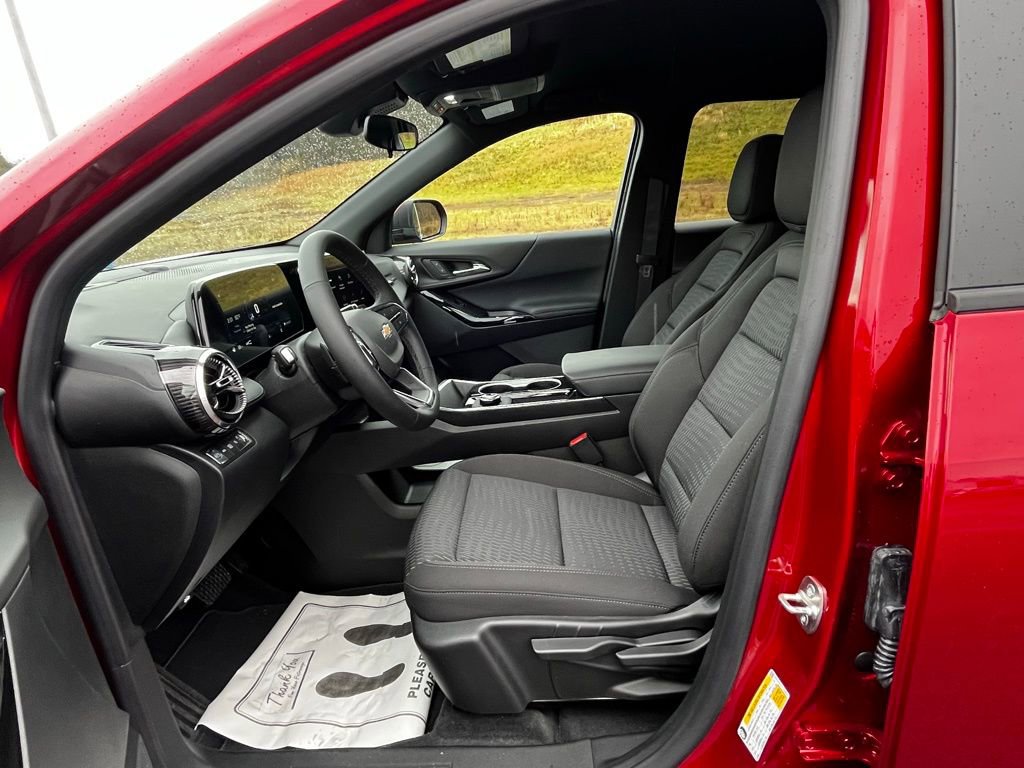 New 2026 Chevrolet Equinox LT image 11