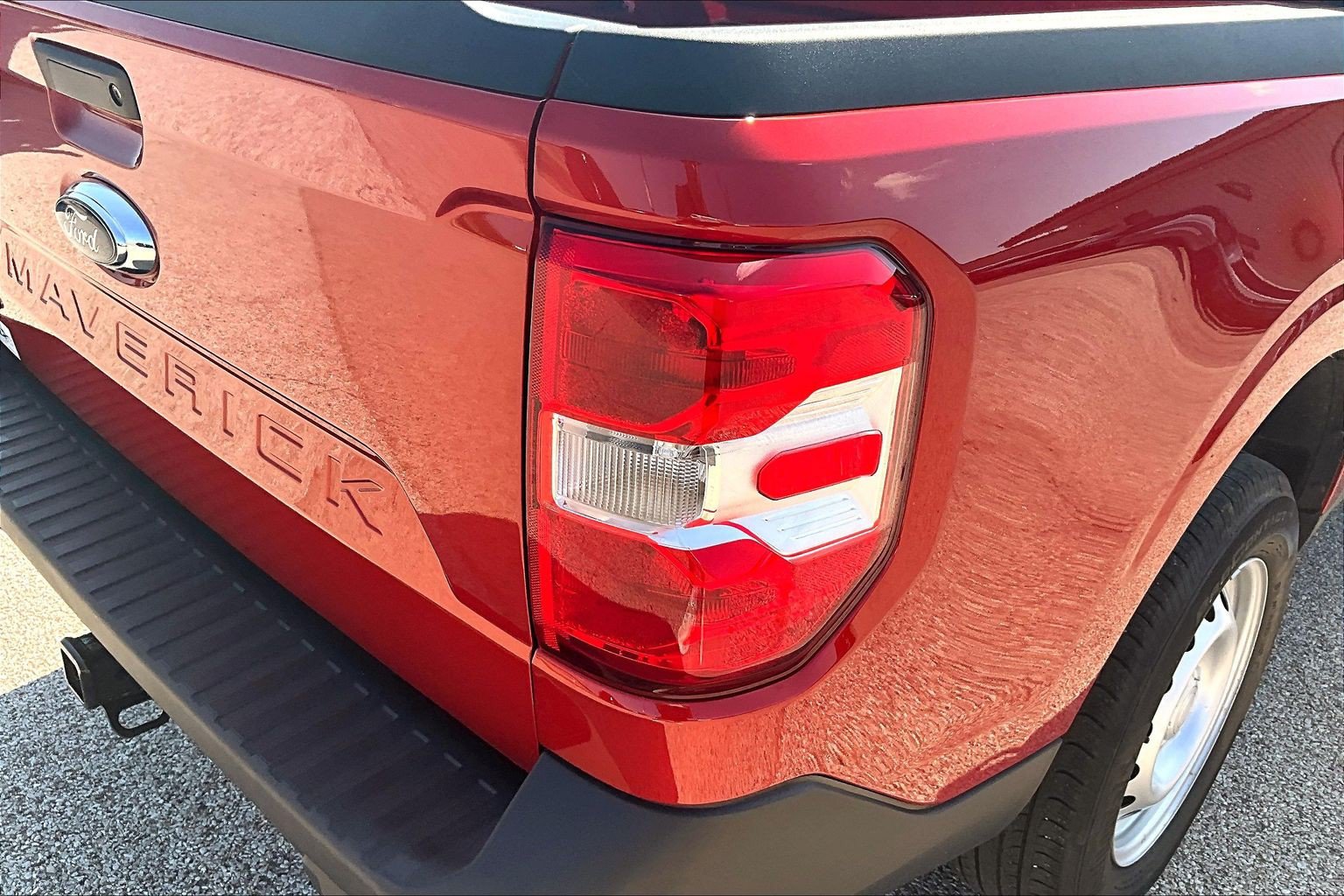 Used 2024 Ford Maverick XL FWD image 28