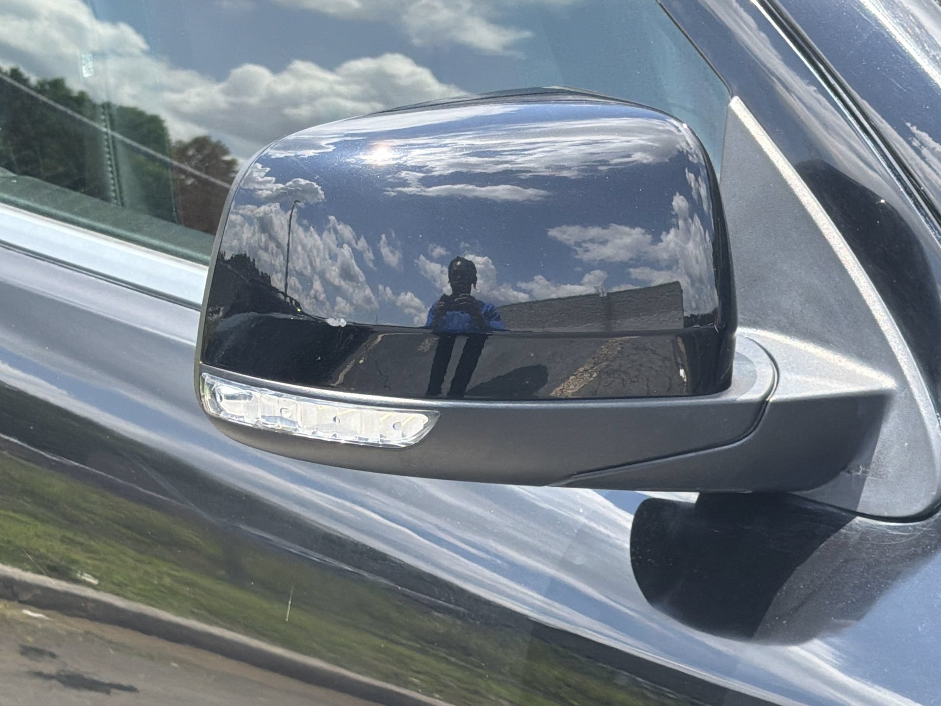 Used 2022 Dodge Durango R/T RWD image 16
