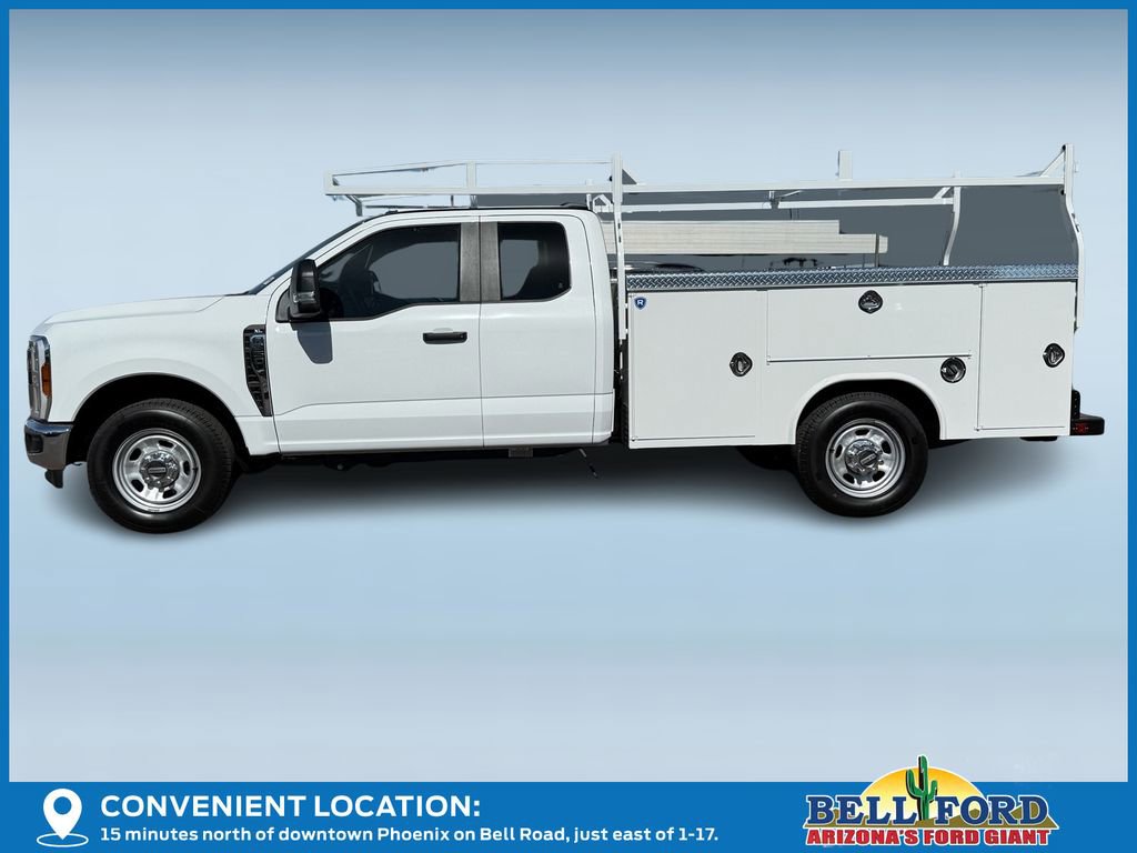 New 2025 Ford F350 XL w/ XL Chrome Package image 3