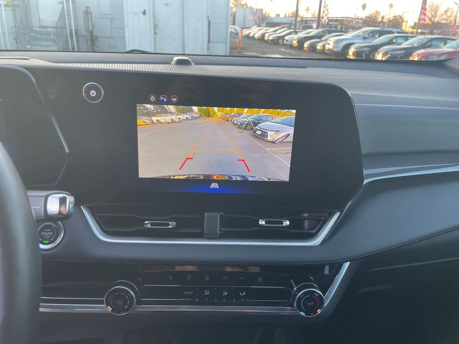 Used 2025 Chevrolet Equinox LT image 17