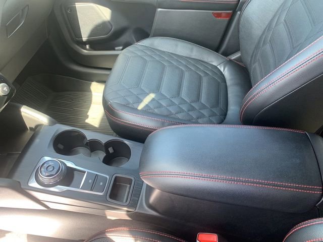 Certified 2023 Ford Escape ST-Line Elite w/ Premium Technology Package AWD/4WD image 33