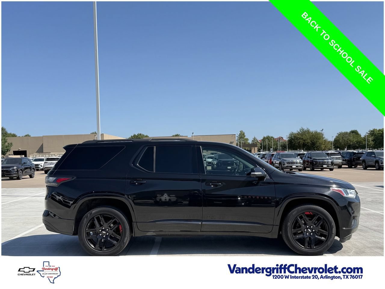 Used 2021 Chevrolet Traverse Premier w/ Redline Edition FWD image 3