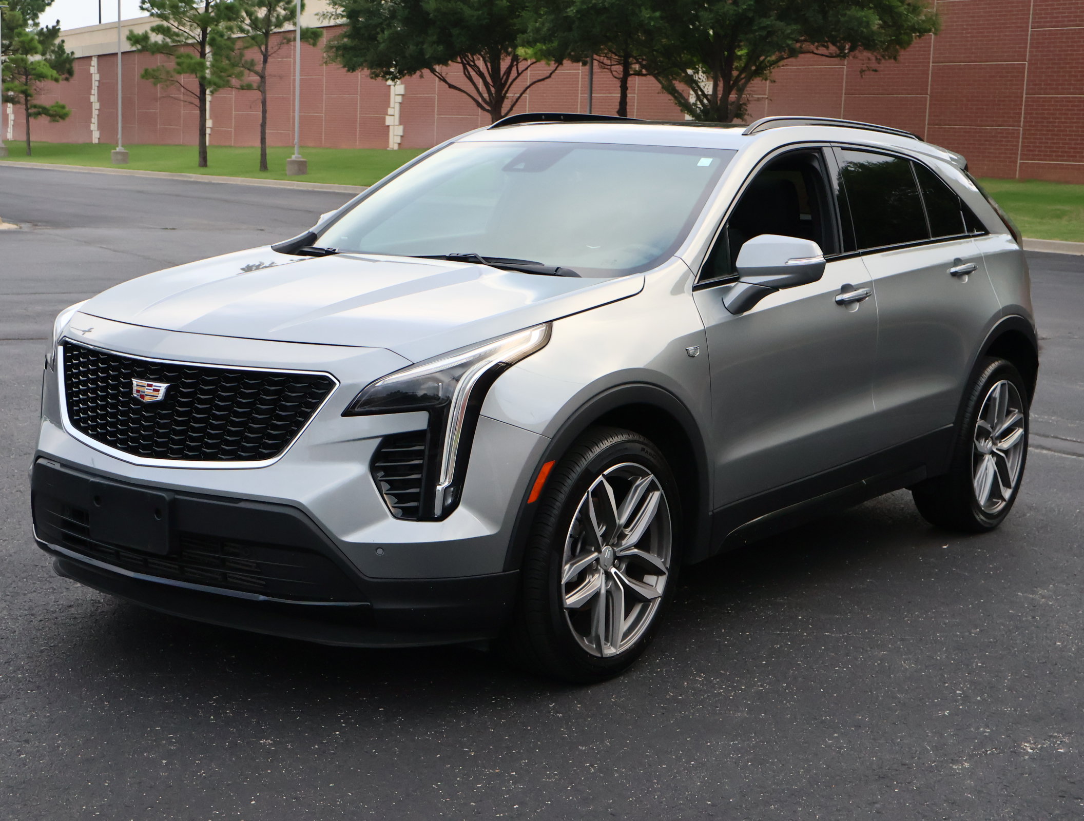 Used 2023 Cadillac XT4 Sport w/ Cold Weather Package AWD/4WD image 33