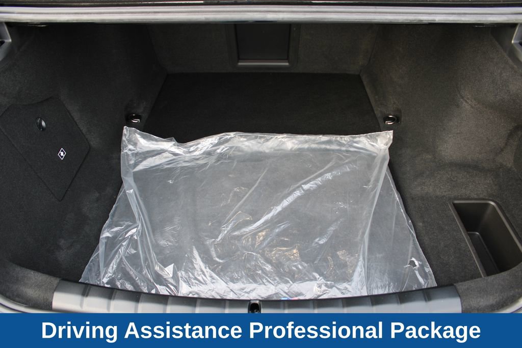 Used 2024 BMW i7 xDrive60 image 25