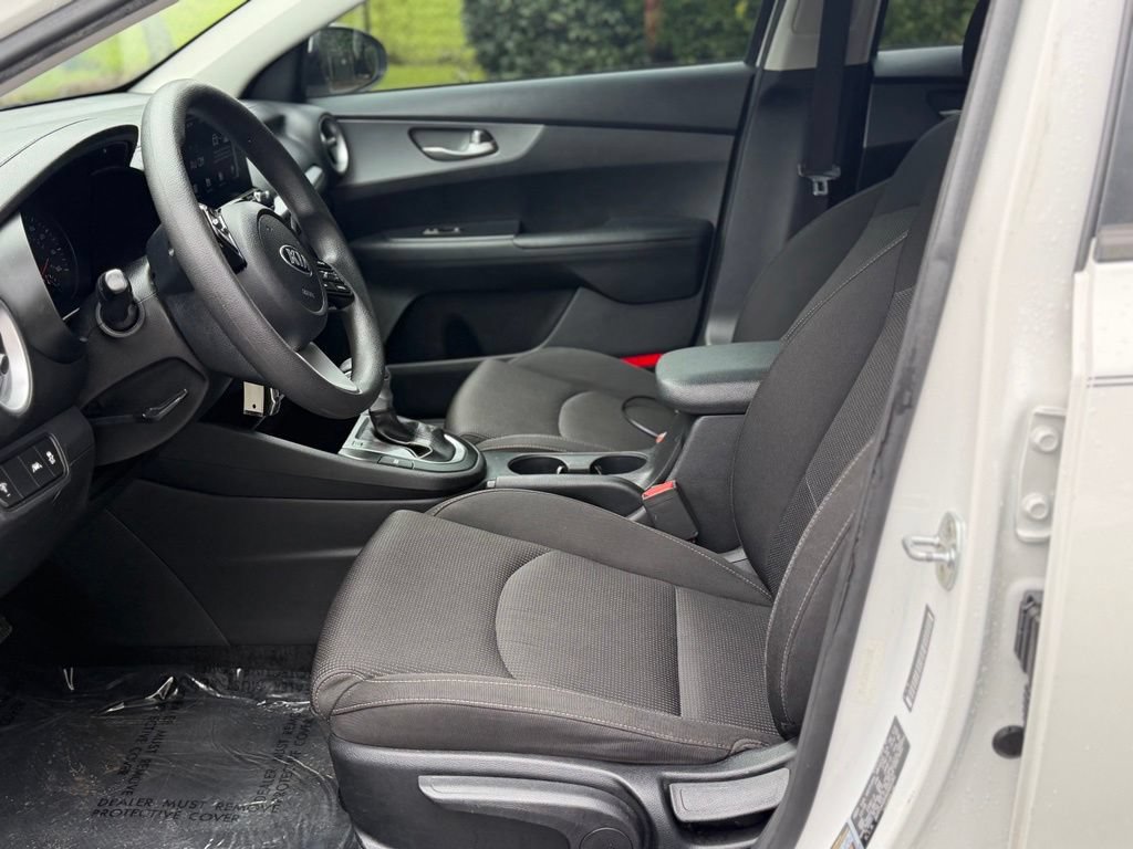Used 2019 Kia Forte LXS FWD image 10