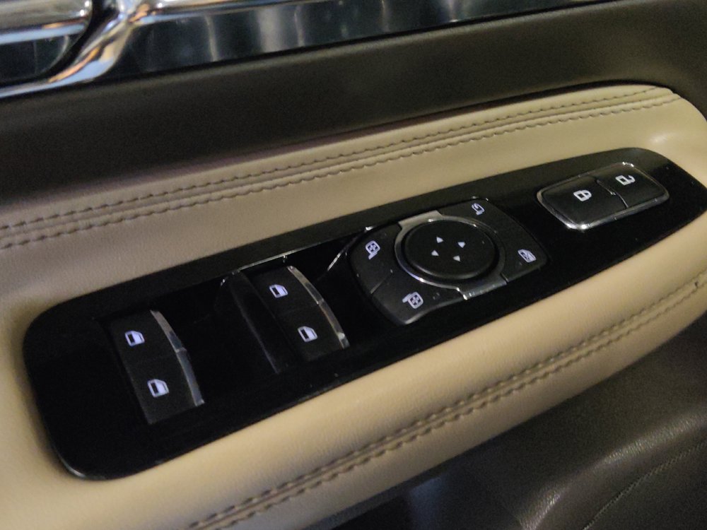 Used 2020 Lincoln Corsair Reserve FWD image 27