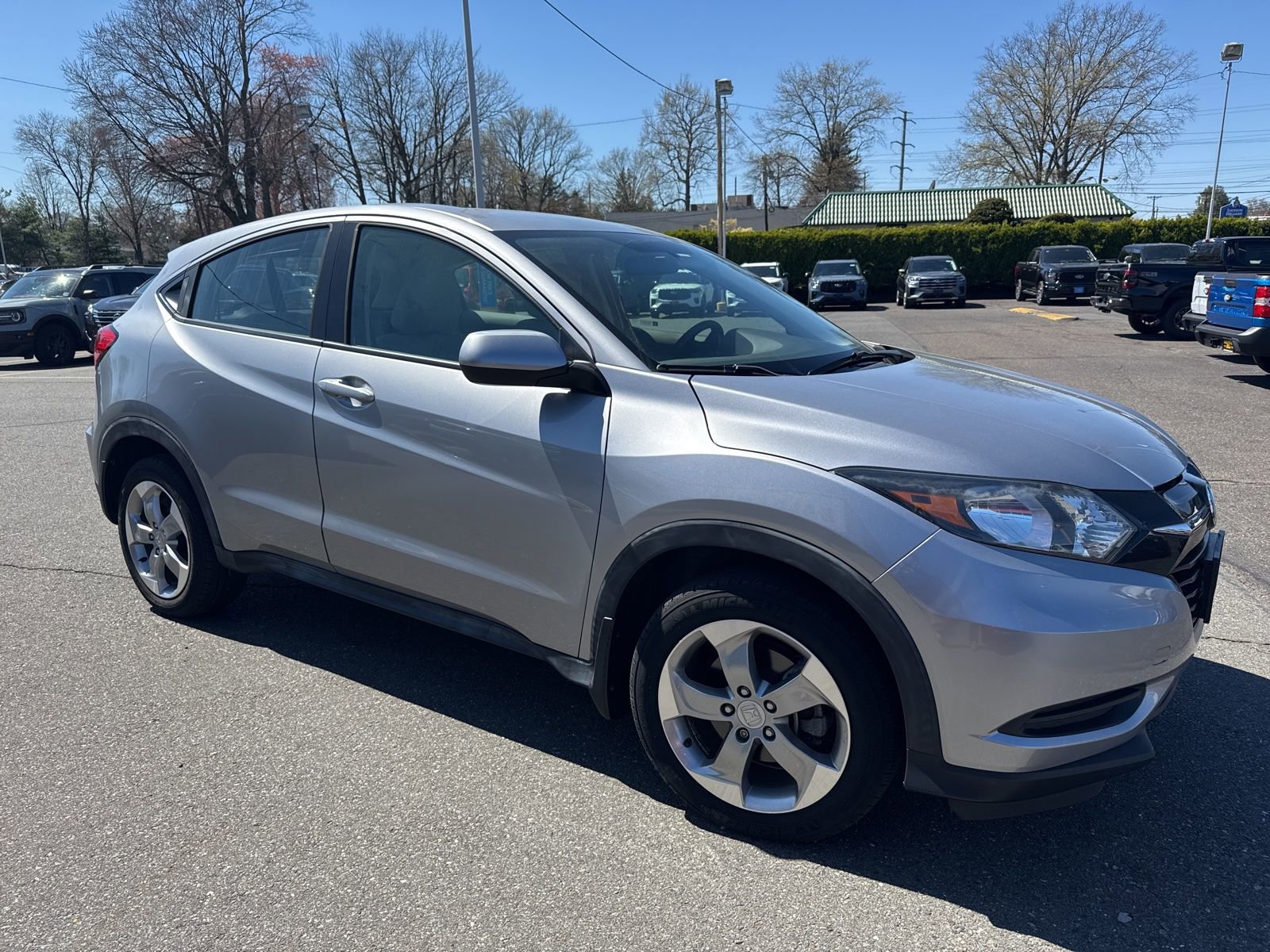 Used 2018 Honda HR-V LX image 8