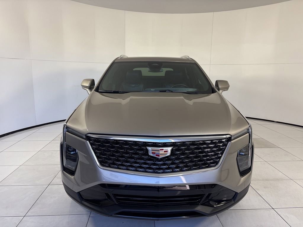 Used 2024 Cadillac XT4 Premium Luxury w/ Active Safety Package image 8