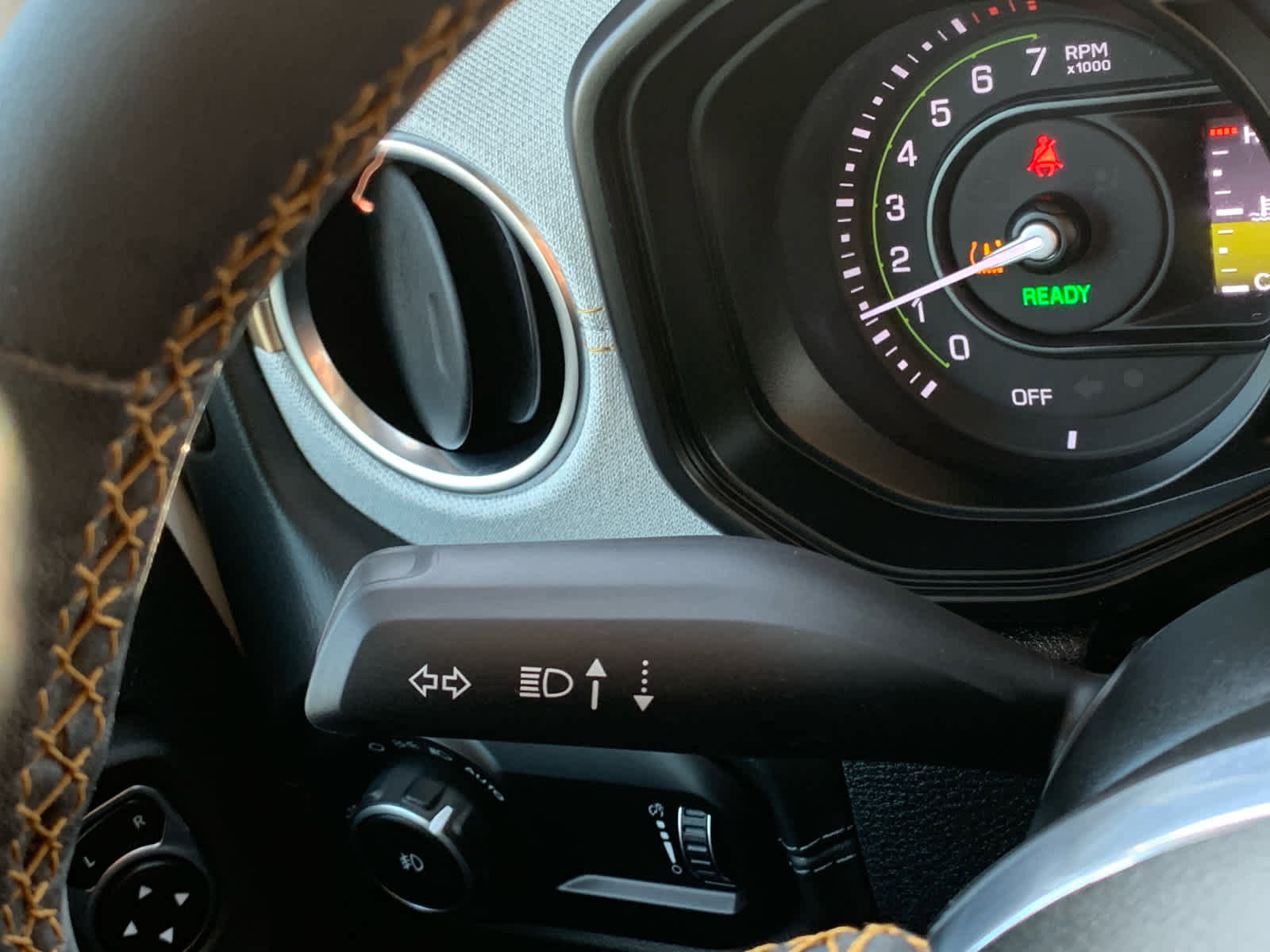 Used 2024 Jeep Wrangler Sahara image 19