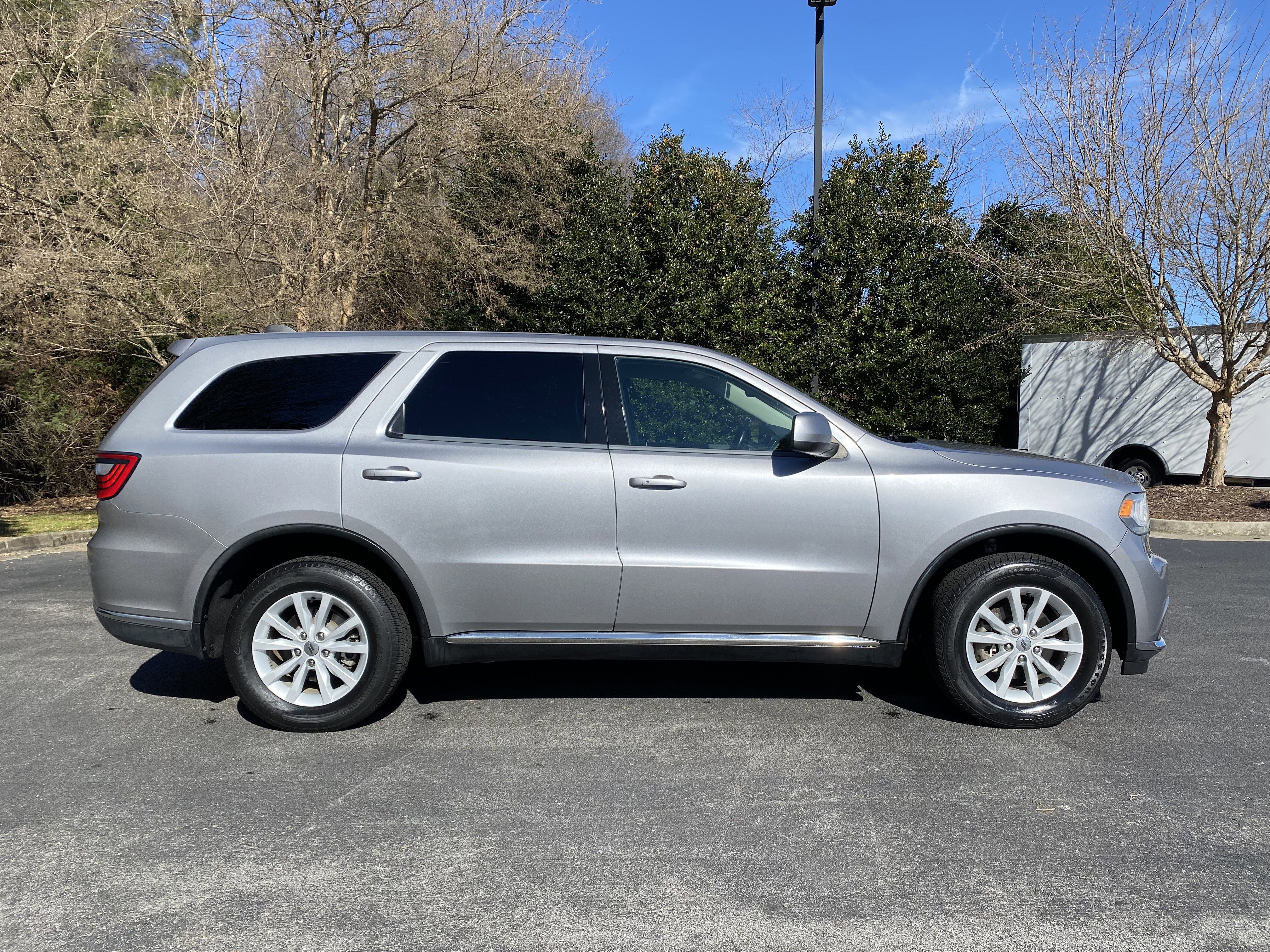 Used 2020 Dodge Durango SXT w/ 3rd Row Seating Group image 10