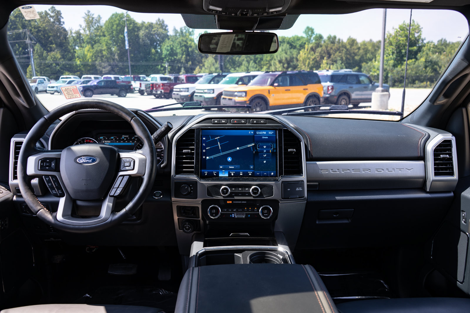 Used 2022 Ford F450 Platinum w/ FX4 Off-Road Package AWD/4WD image 42