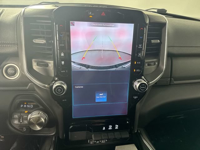 Used 2025 RAM 1500 Laramie AWD/4WD image 9