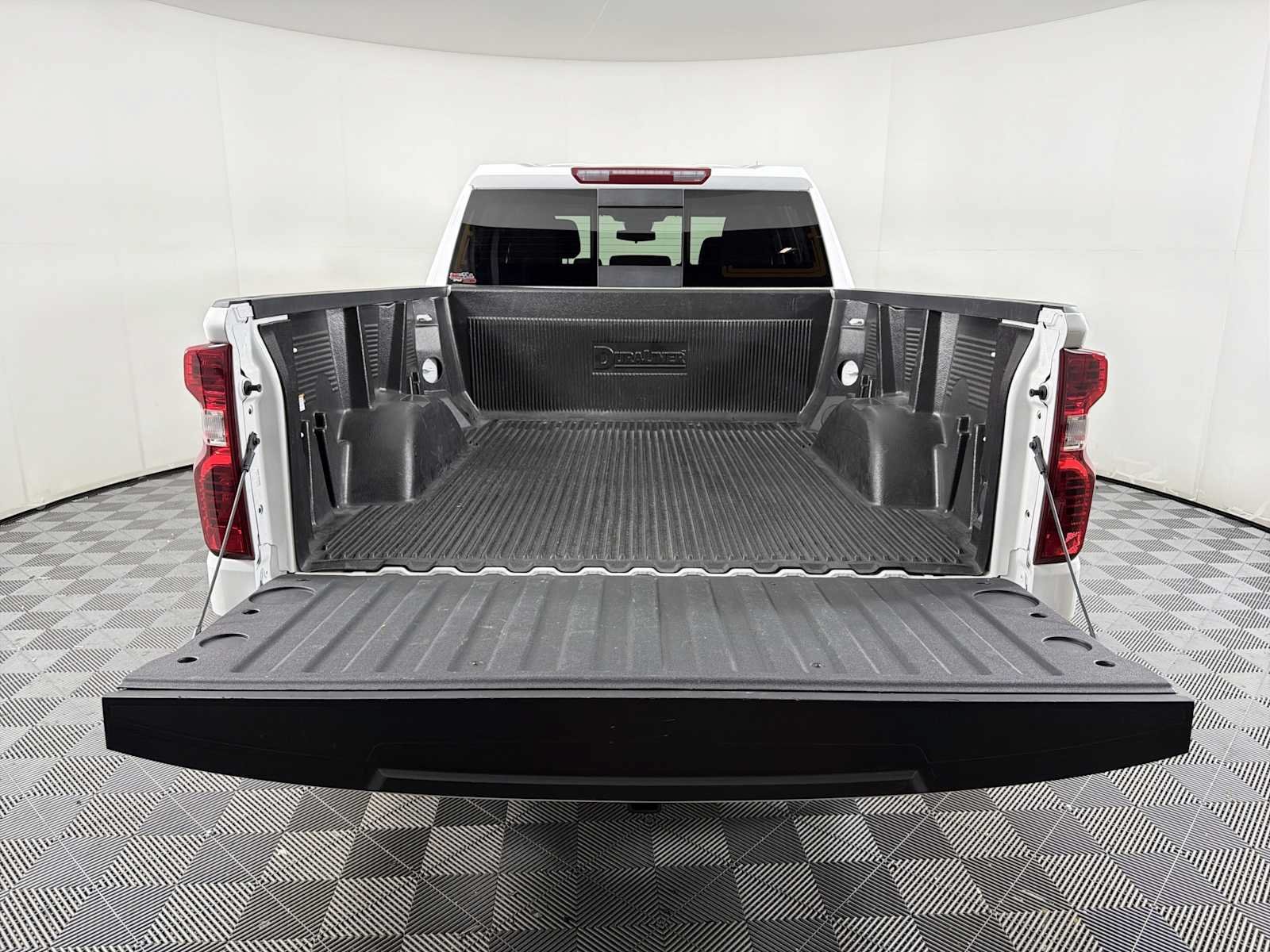 Certified 2025 Chevrolet Silverado 1500 LT w/ All Star Edition Plus RWD image 16