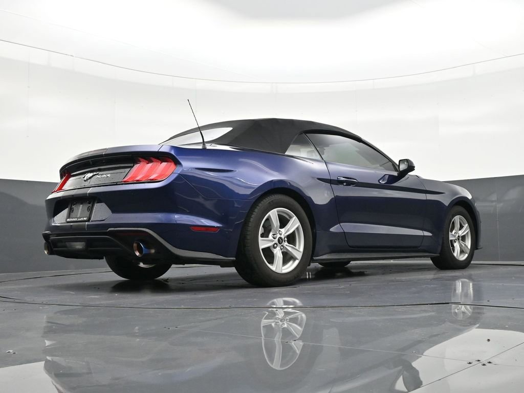 Used 2020 Ford Mustang Convertible image 29