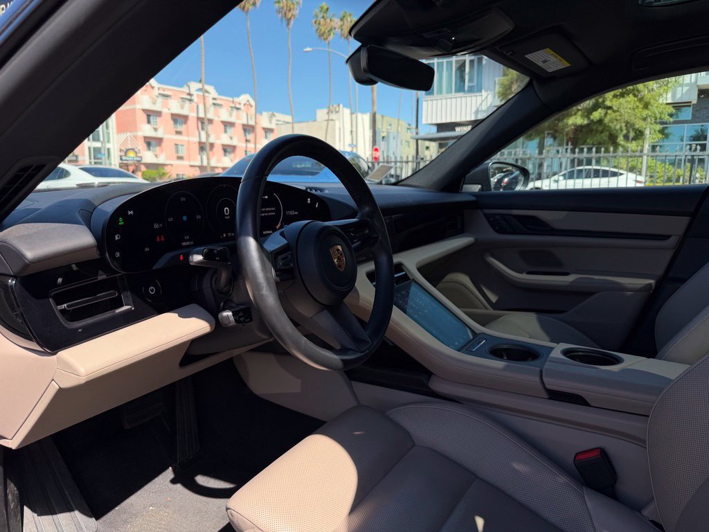 Used 2022 Porsche Taycan RWD image 17