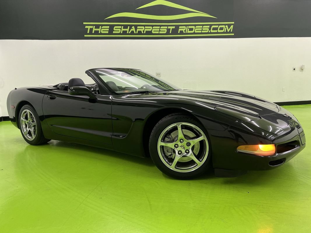 Used 1998 Chevrolet Corvette Convertible w/ Memory Pkg RWD image 1