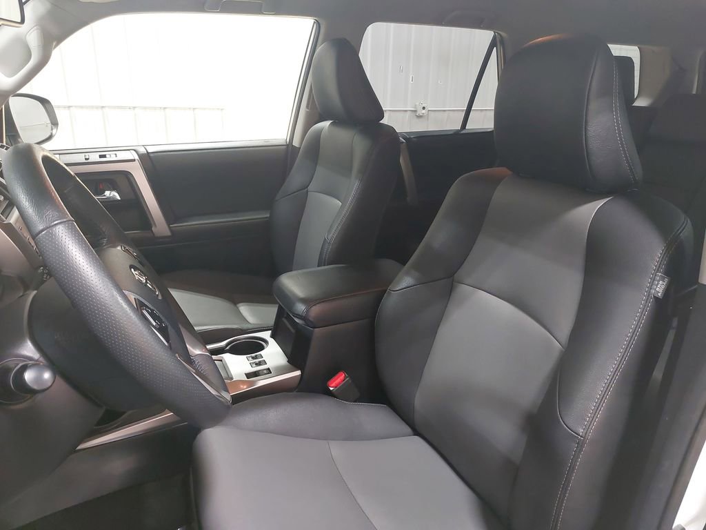Used 2021 Toyota 4Runner SR5 Premium image 16