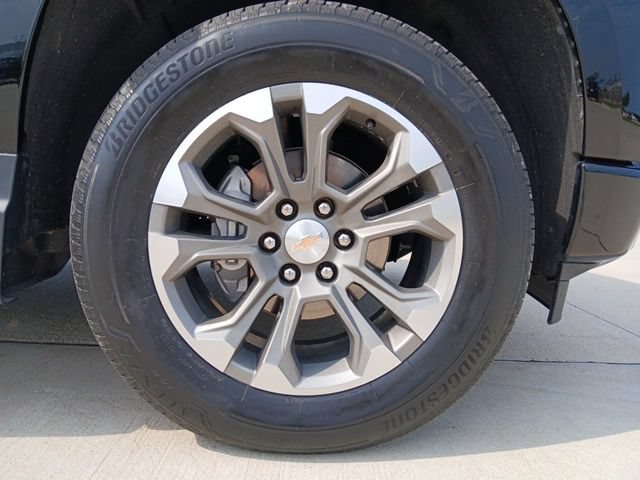Certified 2024 Chevrolet Silverado 1500 High Country w/ Technology Package AWD/4WD image 31