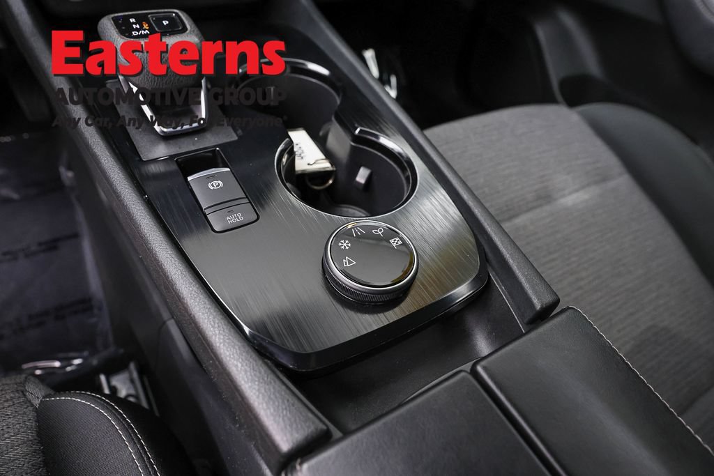 Used 2023 Nissan Rogue SV AWD/4WD image 20