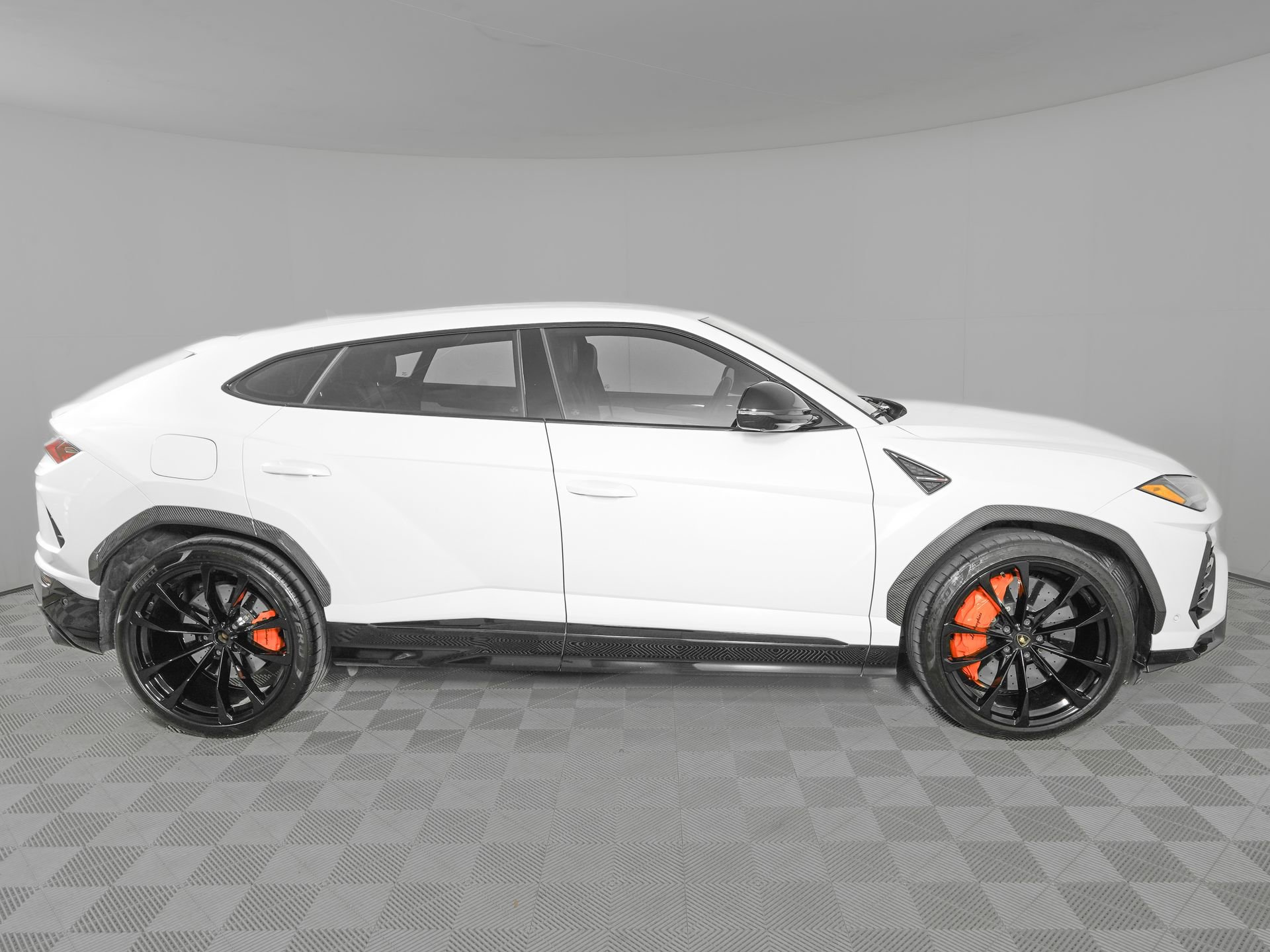 Used 2021 Lamborghini Urus image 4
