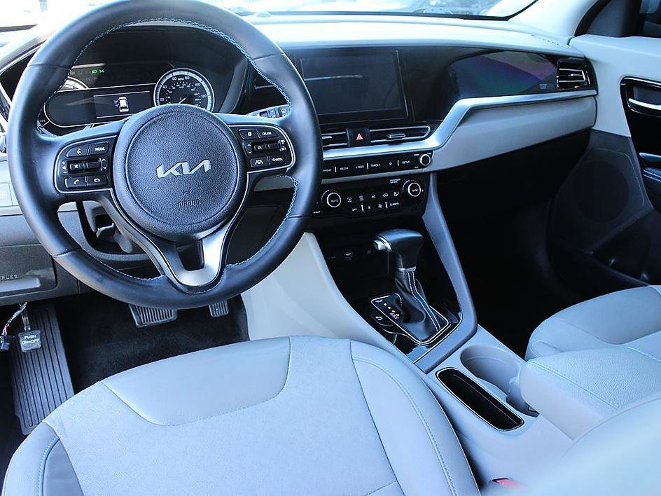 Used 2022 Kia Niro LXS image 20
