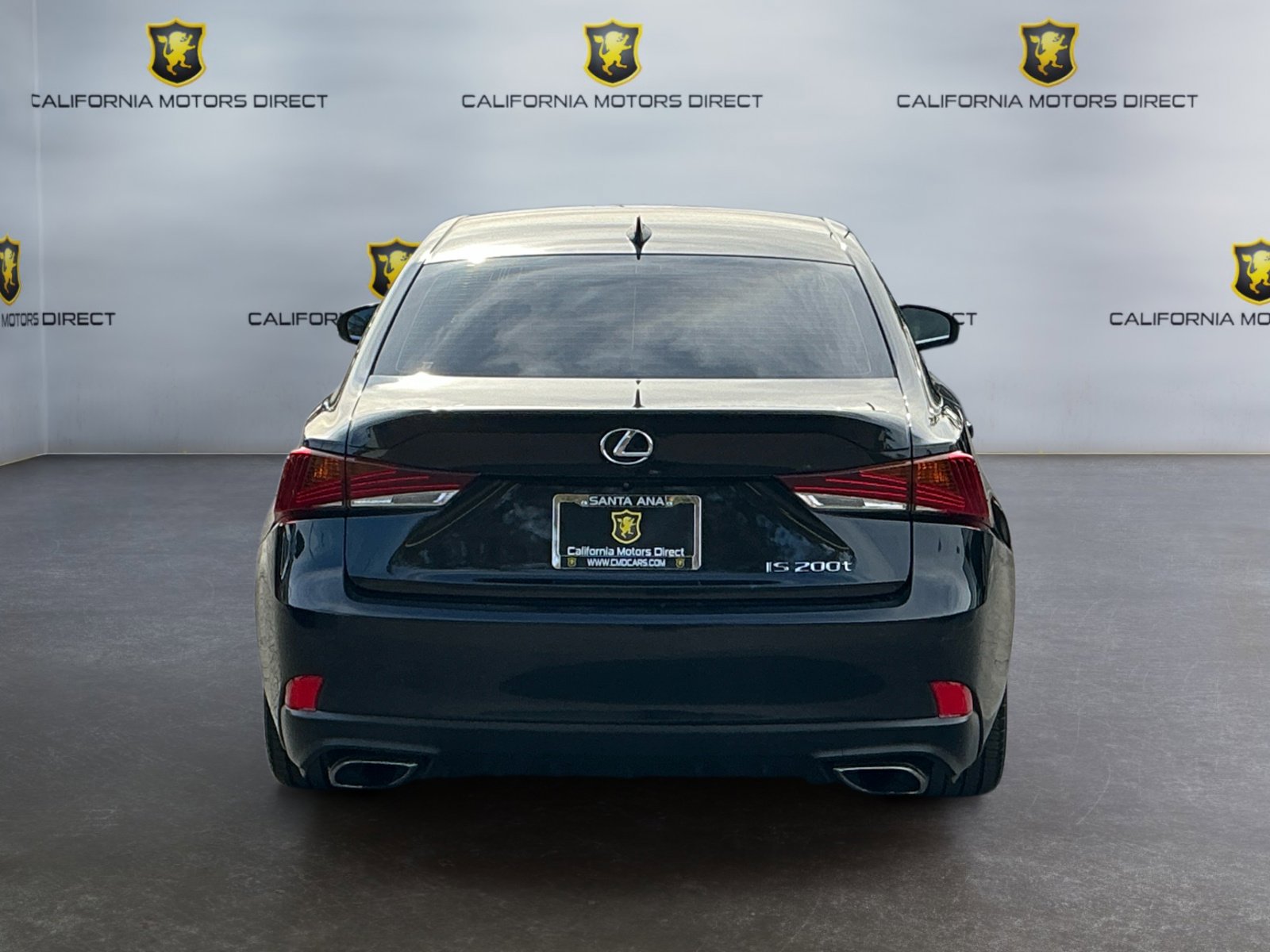 Used 2017 Lexus IS 200t RWD image 6