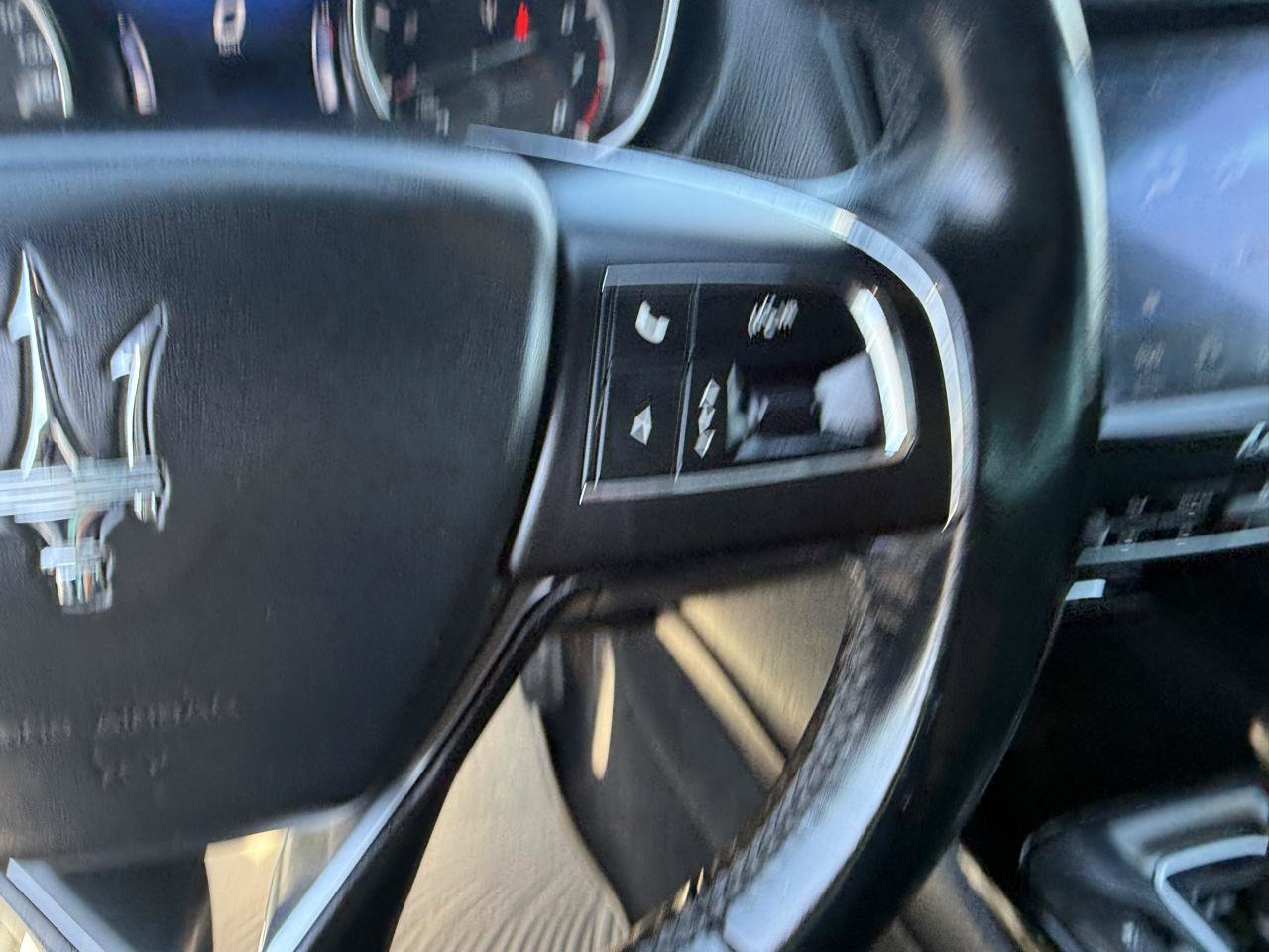 Used 2018 Maserati Levante AWD/4WD image 20