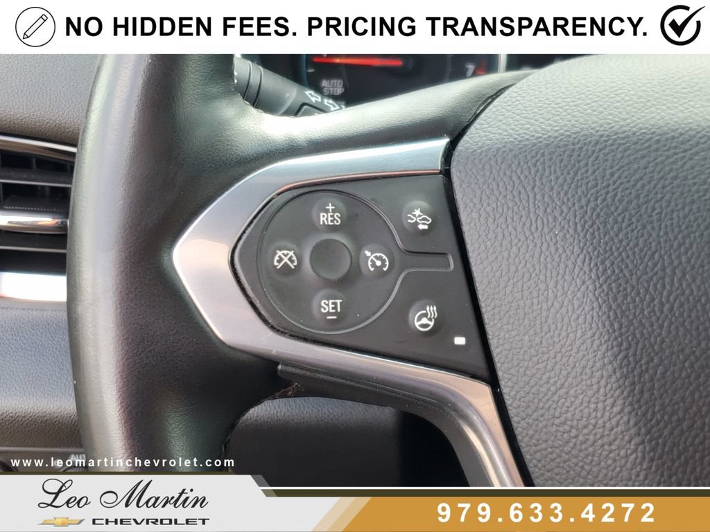Used 2023 Chevrolet Traverse RS FWD image 22