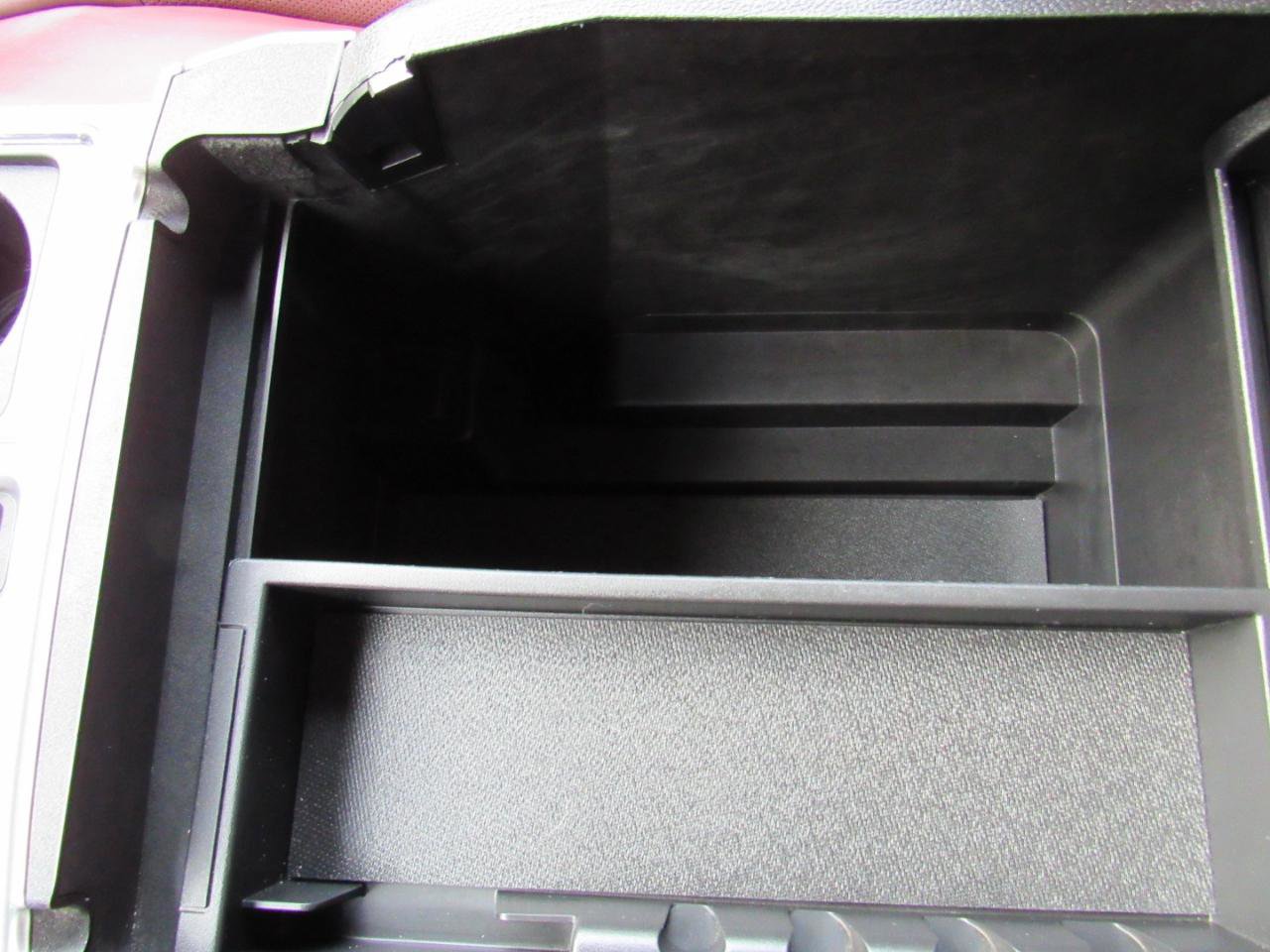 Used 2019 Ford F150 Platinum w/ Equipment Group 701A Luxury image 28