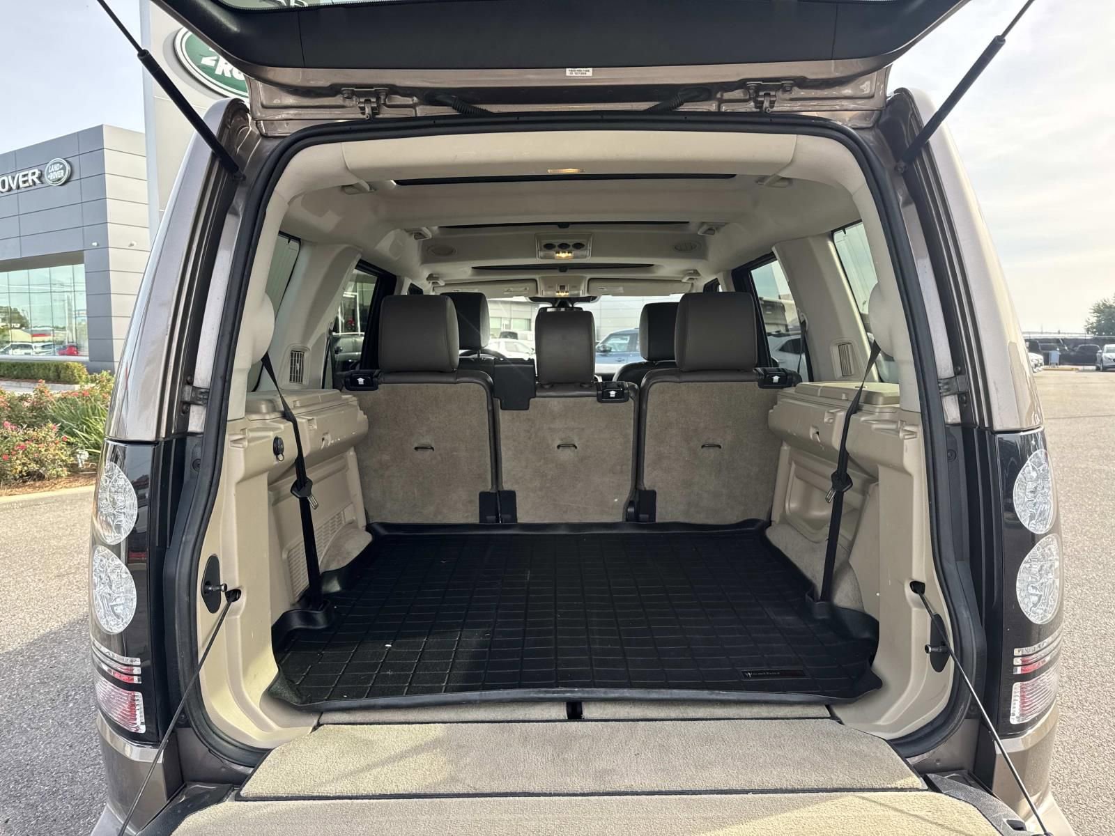 Used 2016 Land Rover LR4 HSE LUX image 8