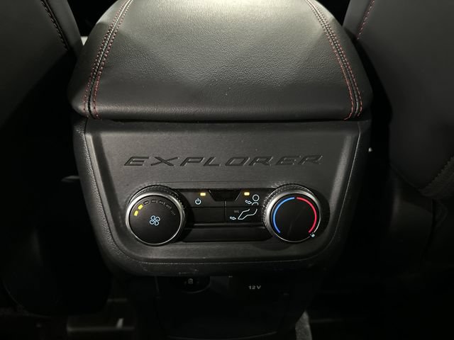 Used 2025 Ford Explorer ST-Line AWD/4WD image 36