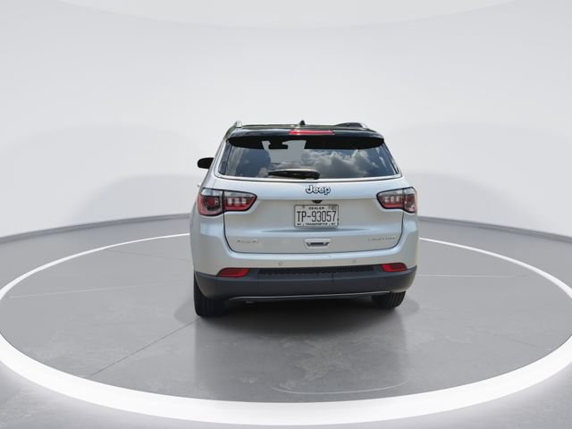 Used 2024 Jeep Compass Limited AWD/4WD image 7