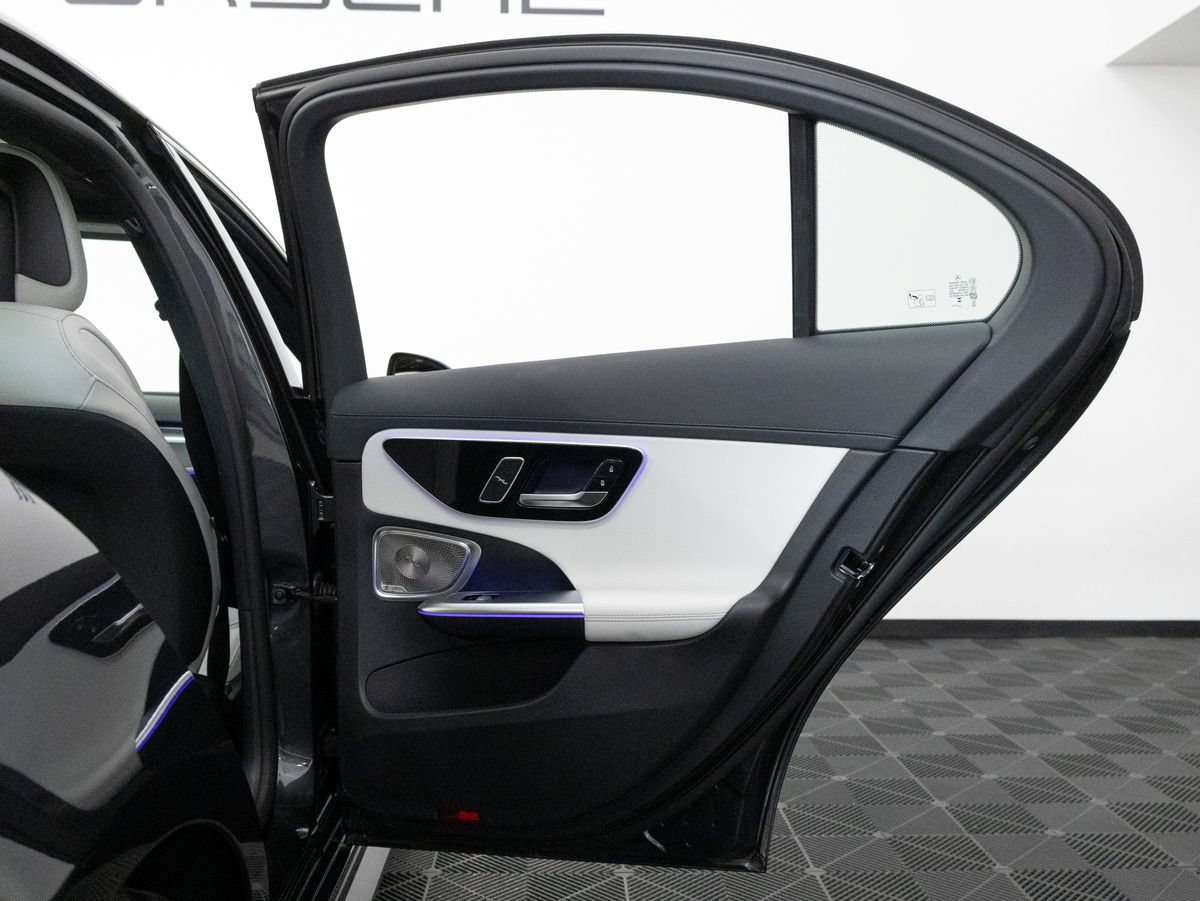 Used 2026 Mercedes-Benz C 300 4MATIC Sedan image 31