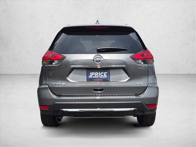 Used 2017 Nissan Rogue SV w/ SV Premium Package FWD image 7