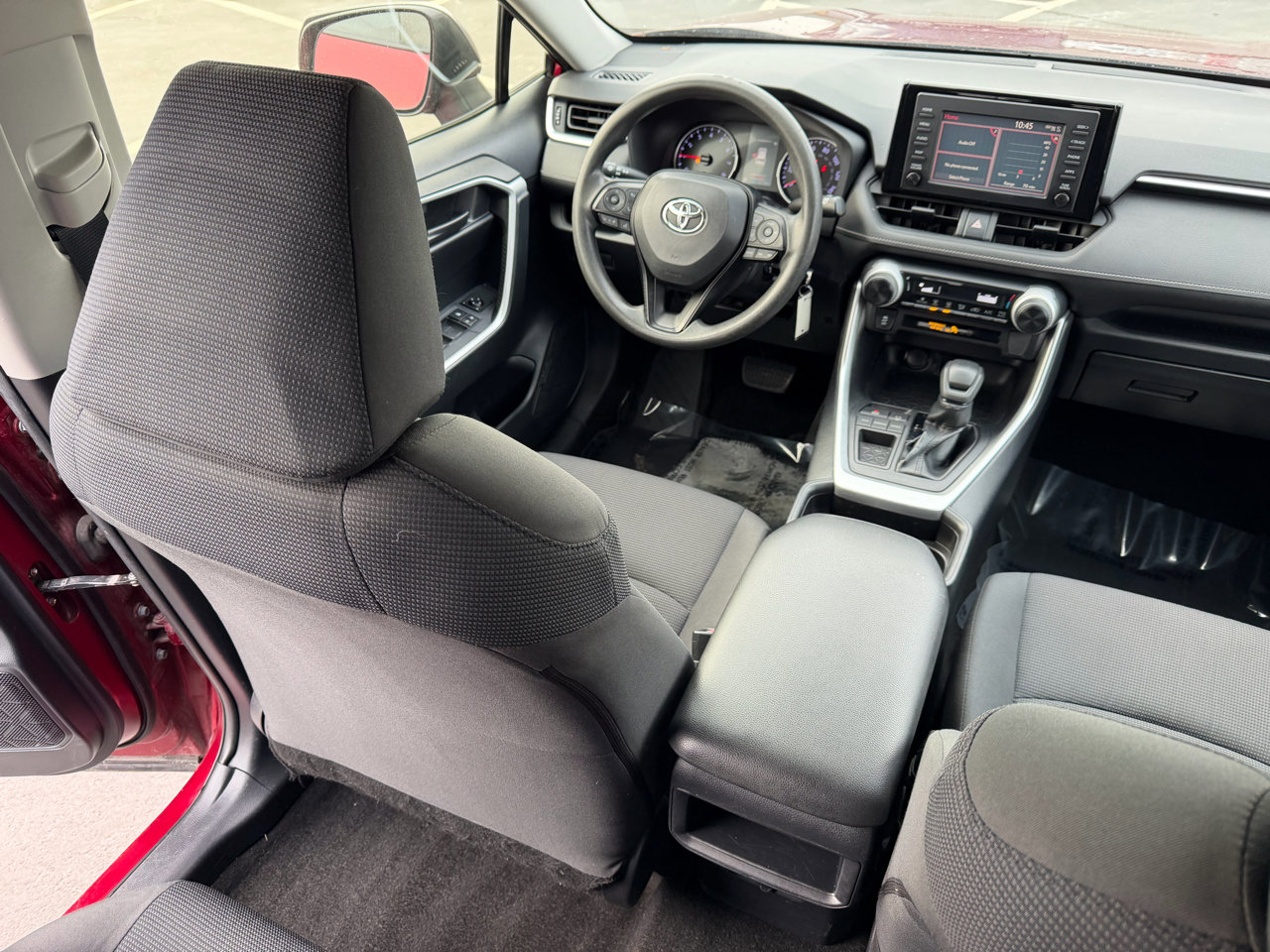 Used 2019 Toyota RAV4 LE image 47