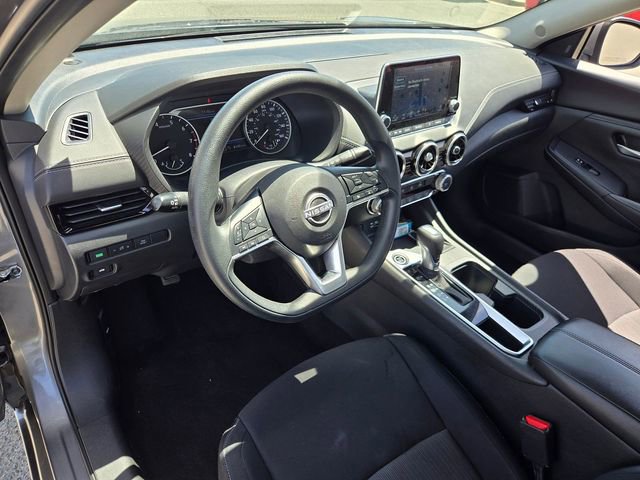 Used 2024 Nissan Sentra SV FWD image 9