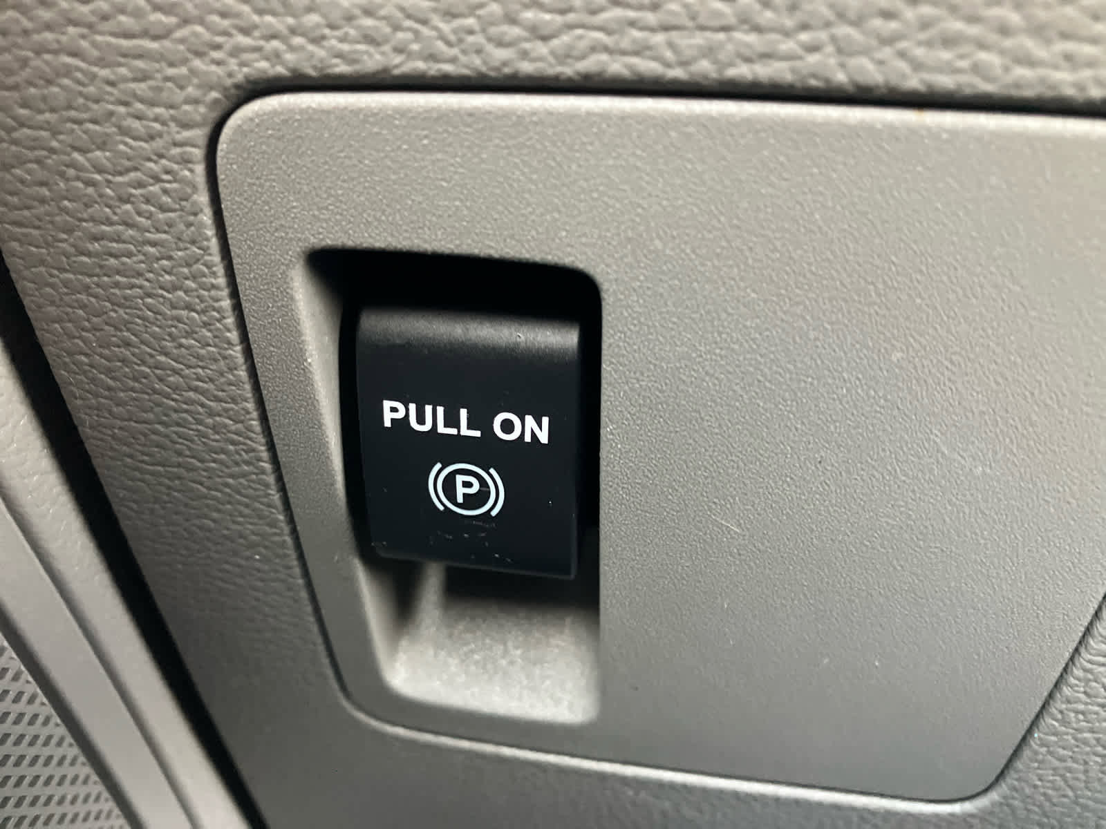 Used 2018 Ford F150 XLT image 15