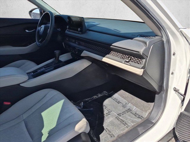 Used 2025 Honda Accord SE image 26