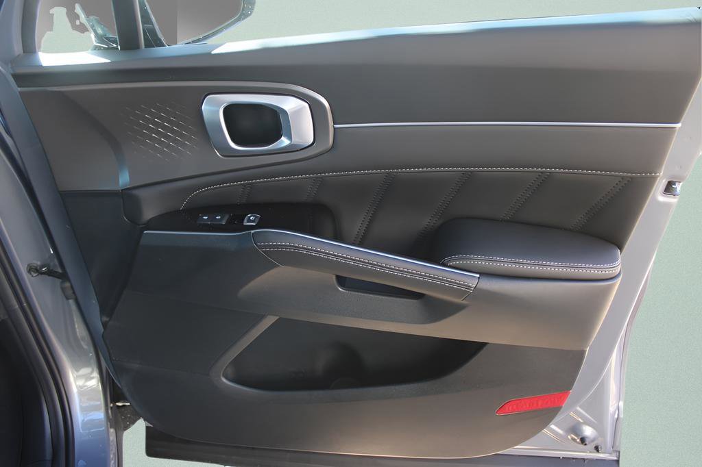 New 2025 Kia Sorento SX image 24