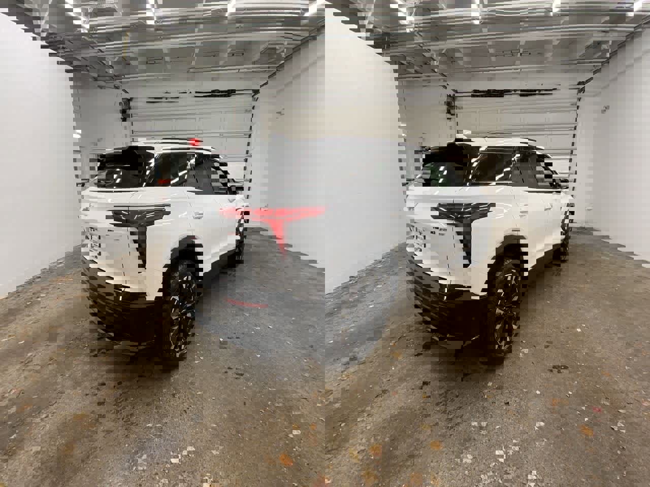 Used 2024 Chevrolet Blazer EV RS image 6