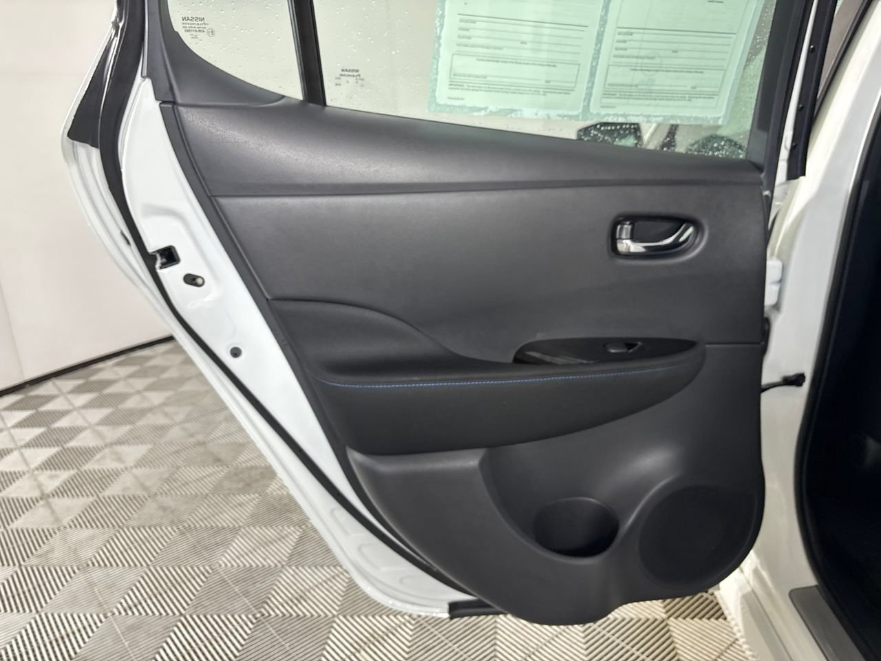 Used 2023 Nissan Leaf SV Plus FWD image 18