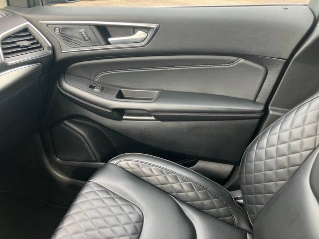 Used 2024 Ford Edge Titanium AWD/4WD image 10