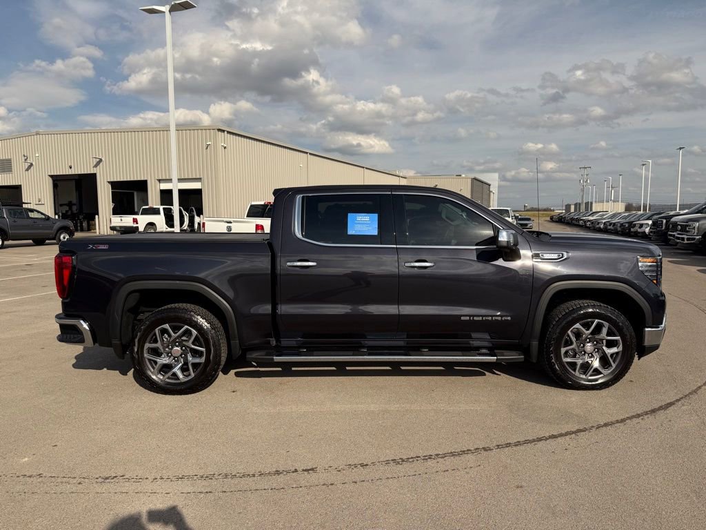 Used 2025 GMC Sierra 1500 SLT w/ SLT Premium Plus Package image 34