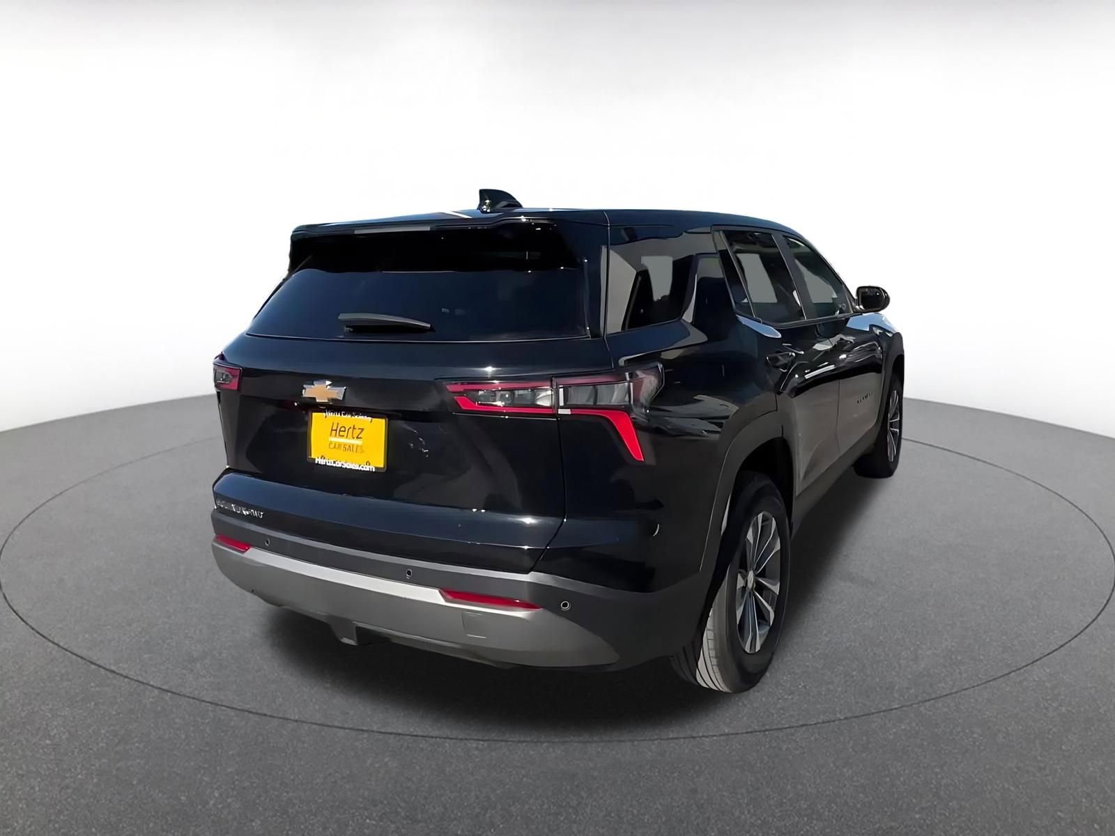 Used 2025 Chevrolet Equinox LT AWD/4WD image 14