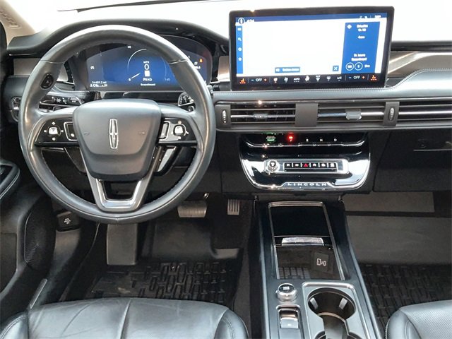 Used 2023 Lincoln Corsair Reserve w/ Equipment Group 201A image 11