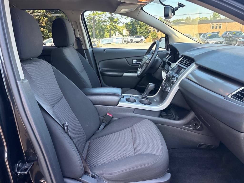 Used 2013 Ford Edge SEL FWD image 12