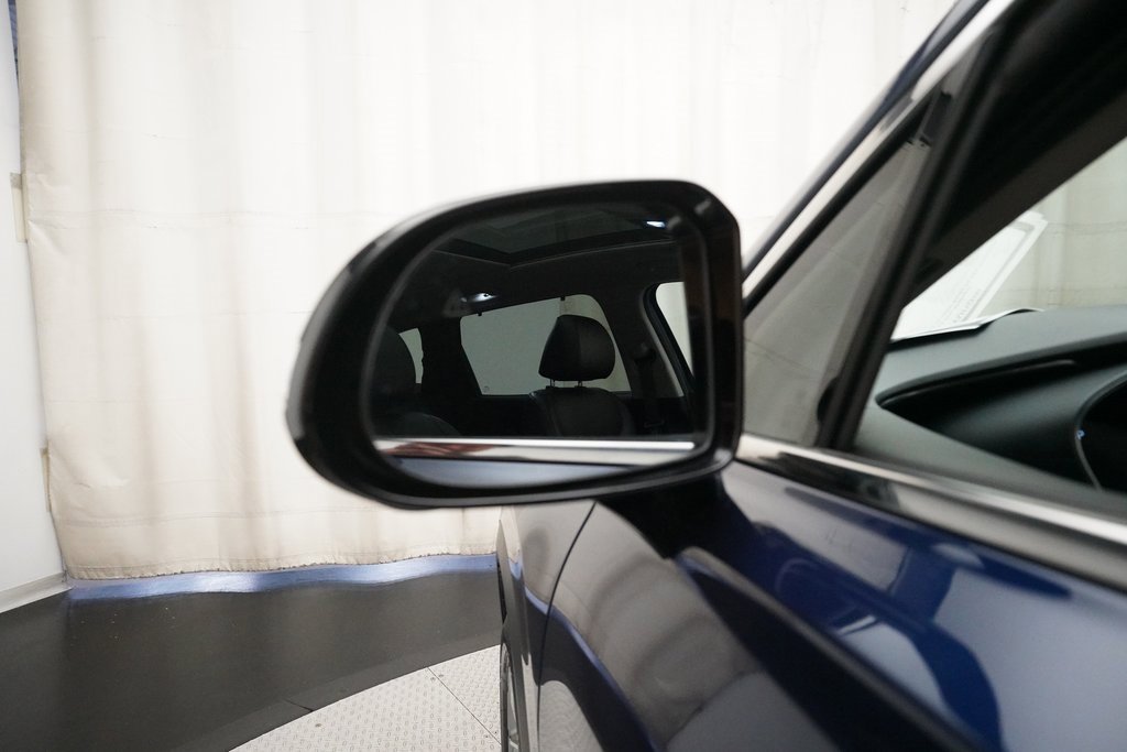 Used 2023 Hyundai Santa Fe SEL w/ Premium Package image 25